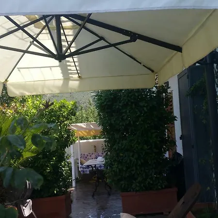Apartment La Terrazza Di Seiano Vico Equense